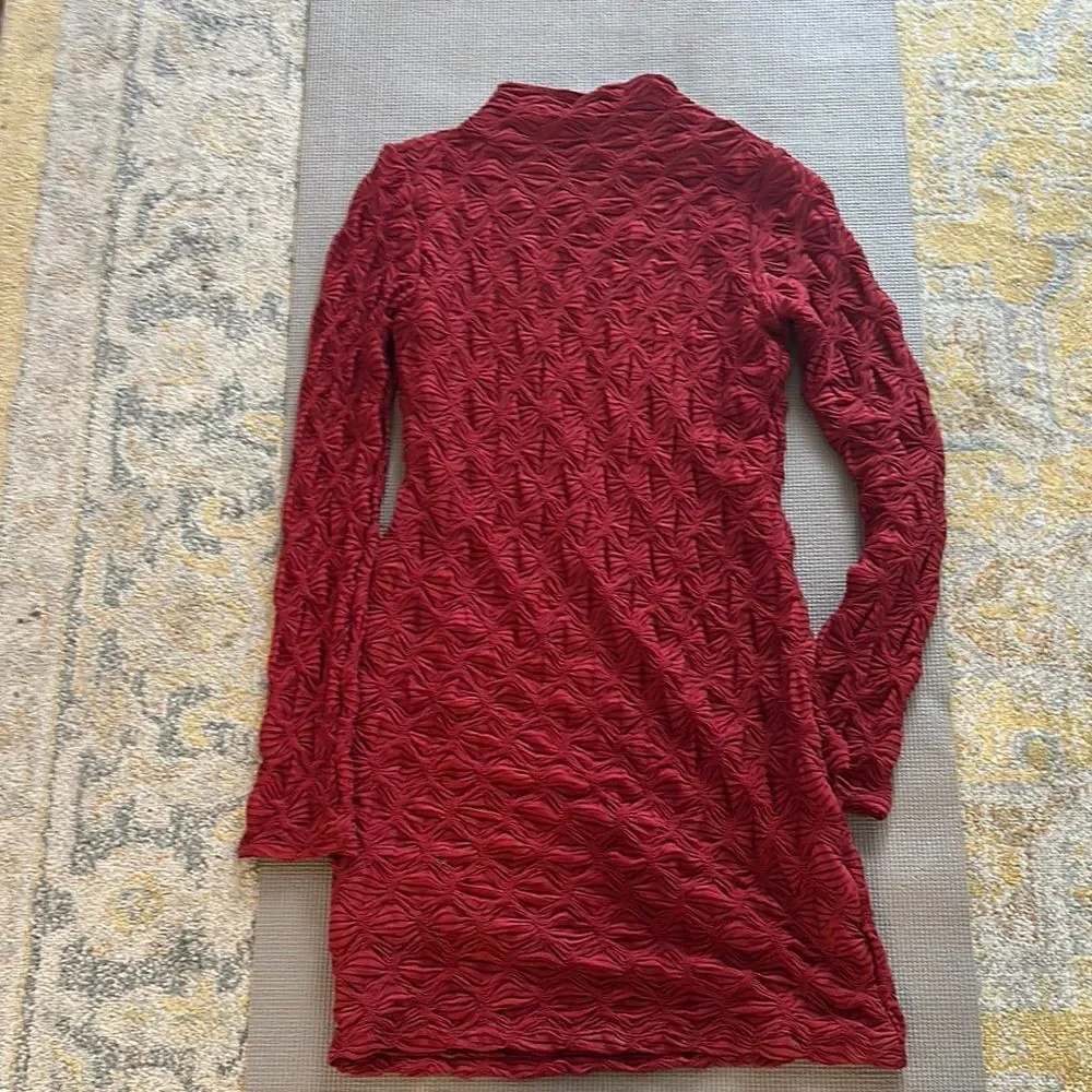 Anthropology Maeve Burgundy, Long Sleeve Scrunch Textured Dress